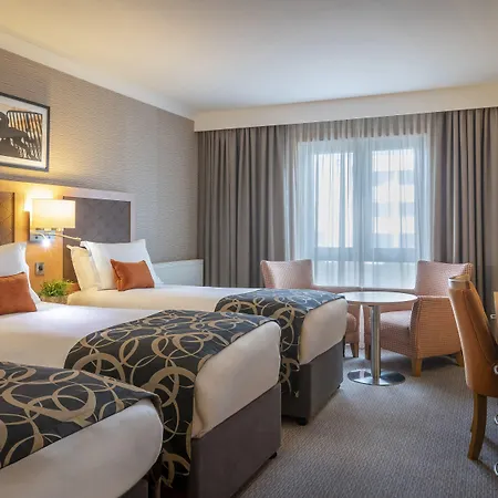 Clayton 4* Leopardstown