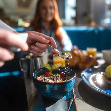 Clayton 4* Leopardstown