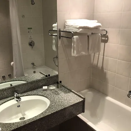 Clayton Ξενοδοχείο 4*