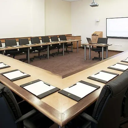 Clayton Ξενοδοχείο 4*