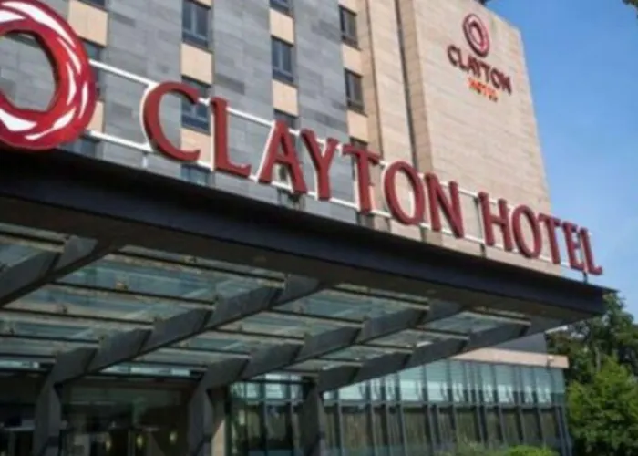 Clayton Hotel 4*