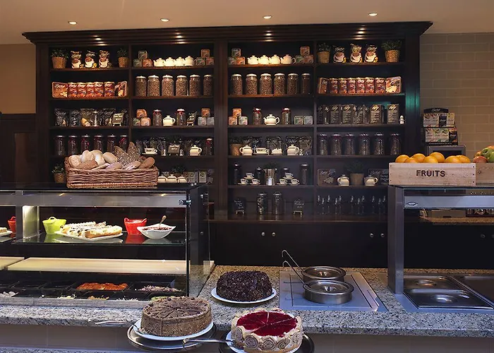 Clayton 4* Leopardstown